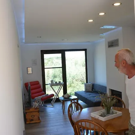 Tessa Apartment